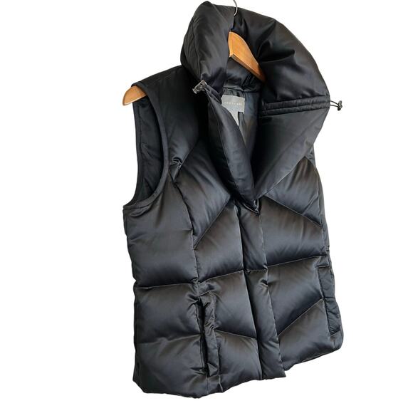 ANN TAYLOR Down Puffer Vest Quilted Sleeveless in Black Women’s Medium - Picture 3 of 11